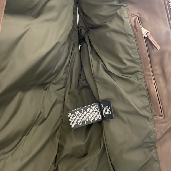 Ralph Lauren RLX Lambskin Bubble Vest Size small - Picture 6 of 6